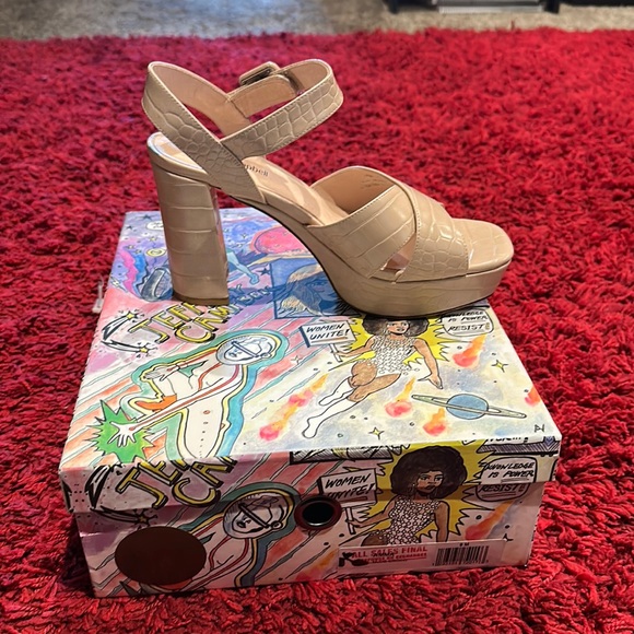 Brand new Jeffrey Campbell Heel. “Amma” is the design name and the color is Nude - Picture 1 of 2